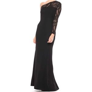 NWT Tadashi Shoji one shoulder crepe gown